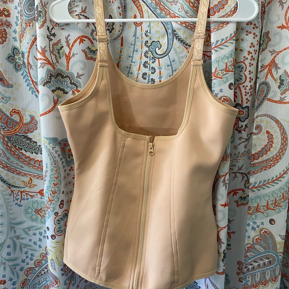 Belly binder